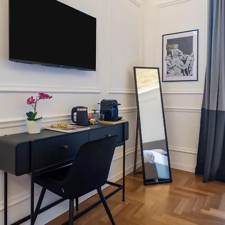 Colle Quirinale 4* Rome